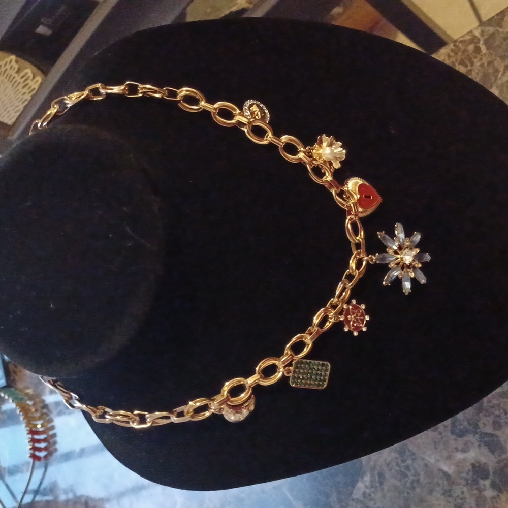 Necklace - Picture 4 of 5